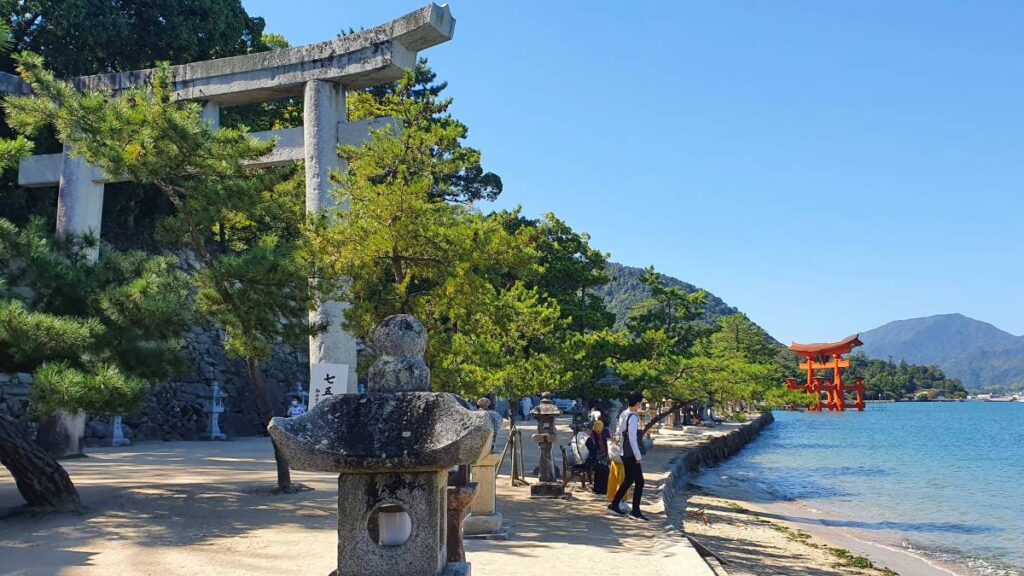 miyajima-walkway